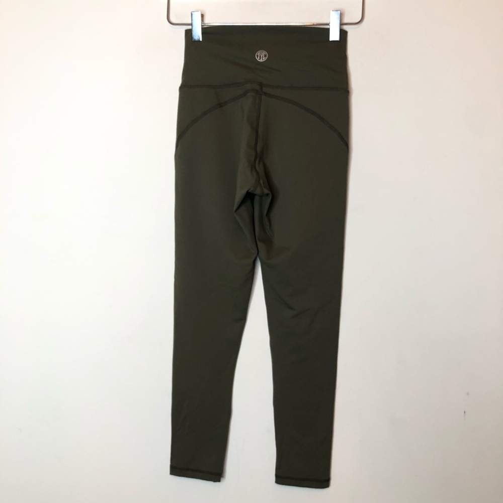 TYC  green intensity high rise leggings XS